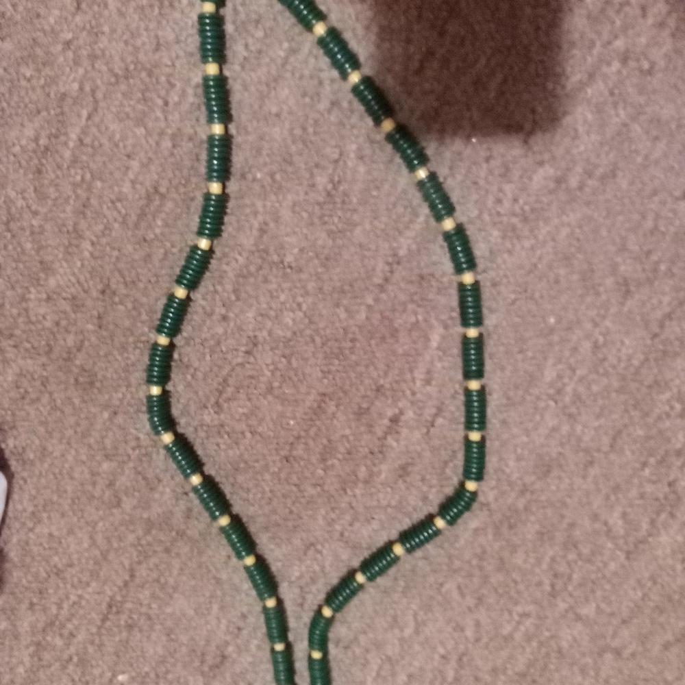Vintage beaded necklace ladies from the 60 the 70"s so unique
